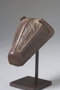 Medvefej formájú bross (bronz)